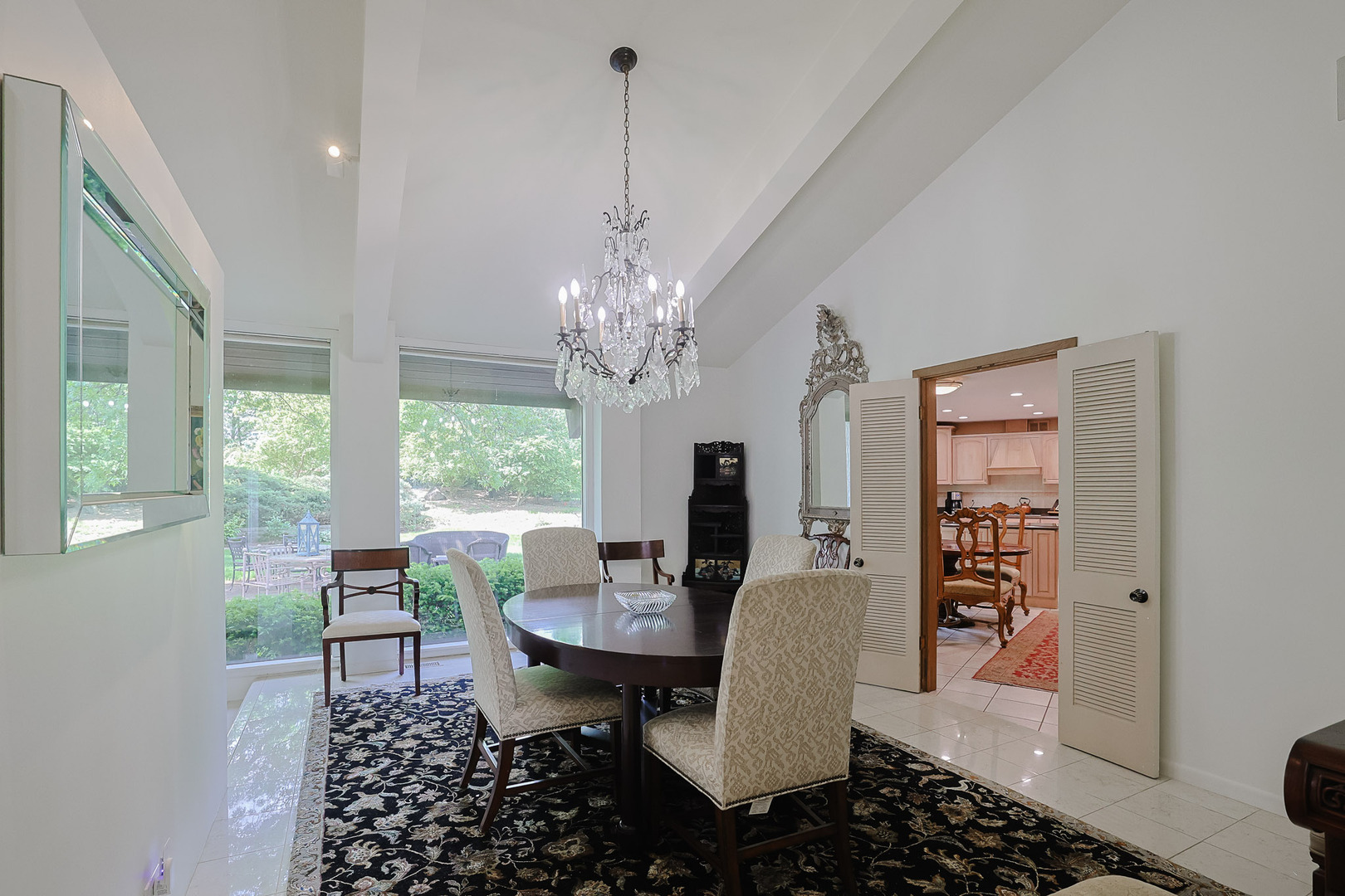 9 Camelot Drive, Oak Brook, IL 60523