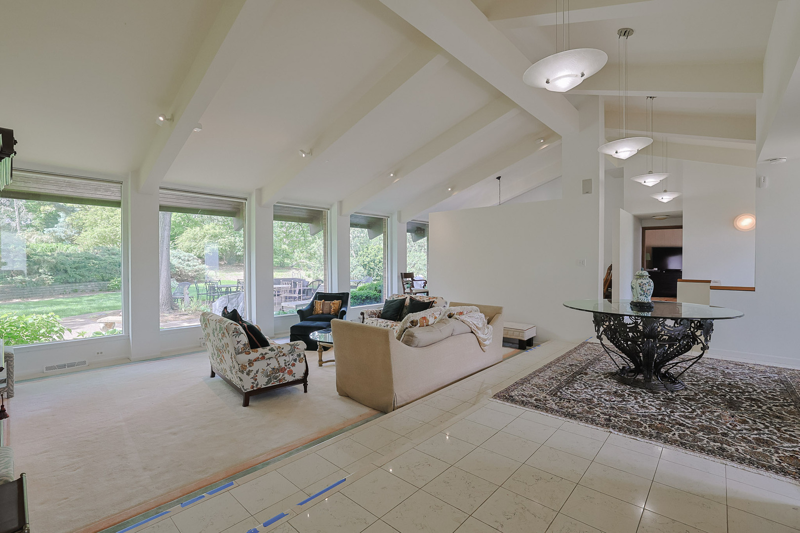 9 Camelot Drive, Oak Brook, IL 60523