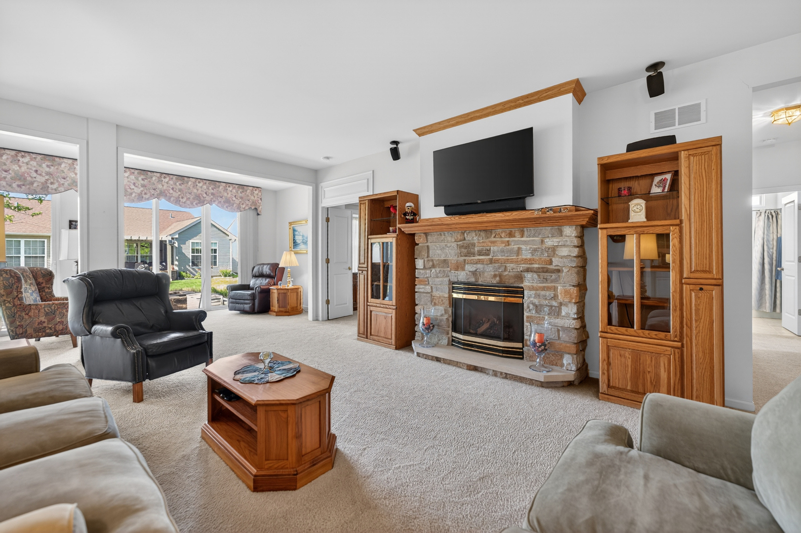 13464 Winterberry Lane, Huntley, IL 60142