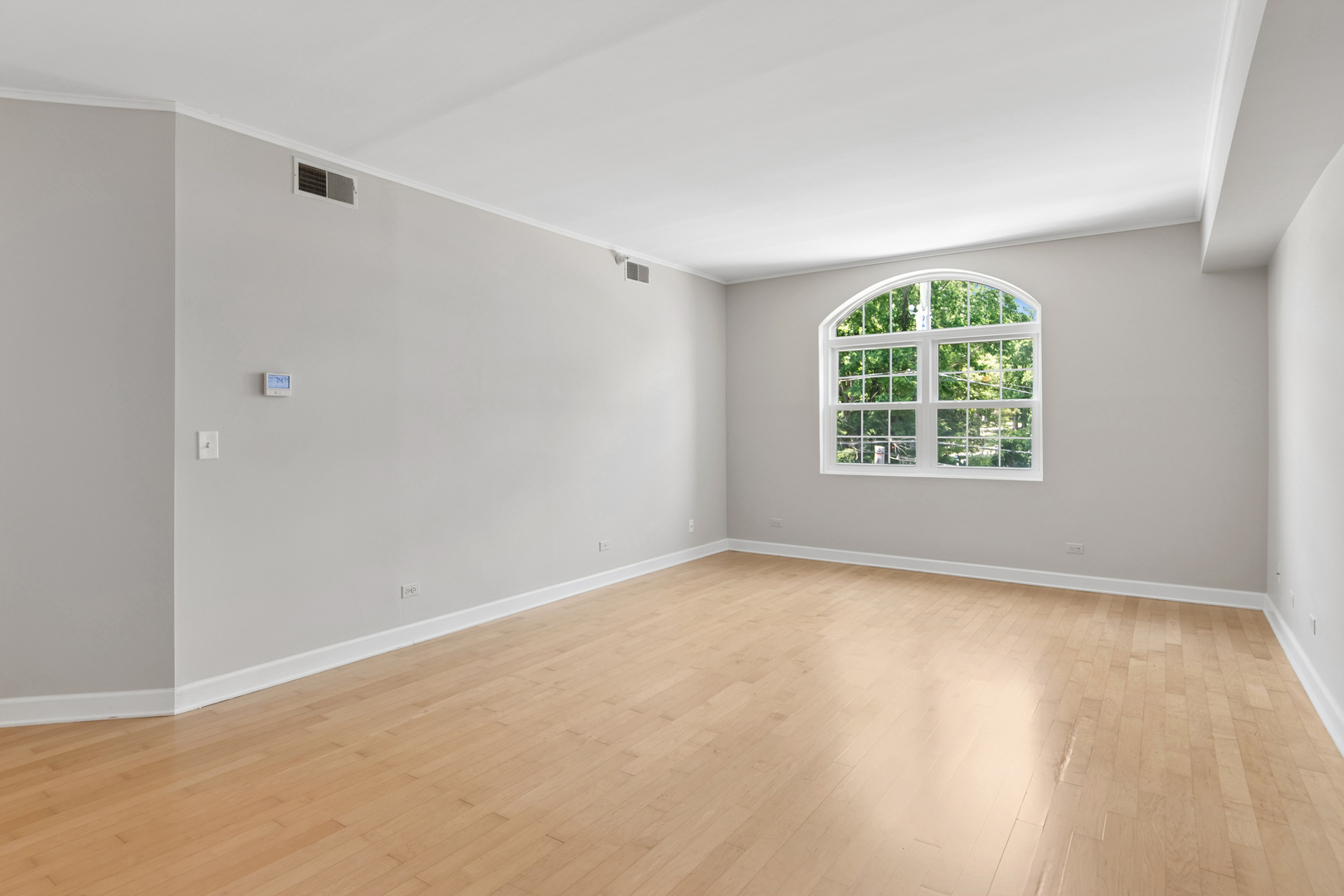 245 Burlington Avenue #203, Clarendon Hills, IL 60514