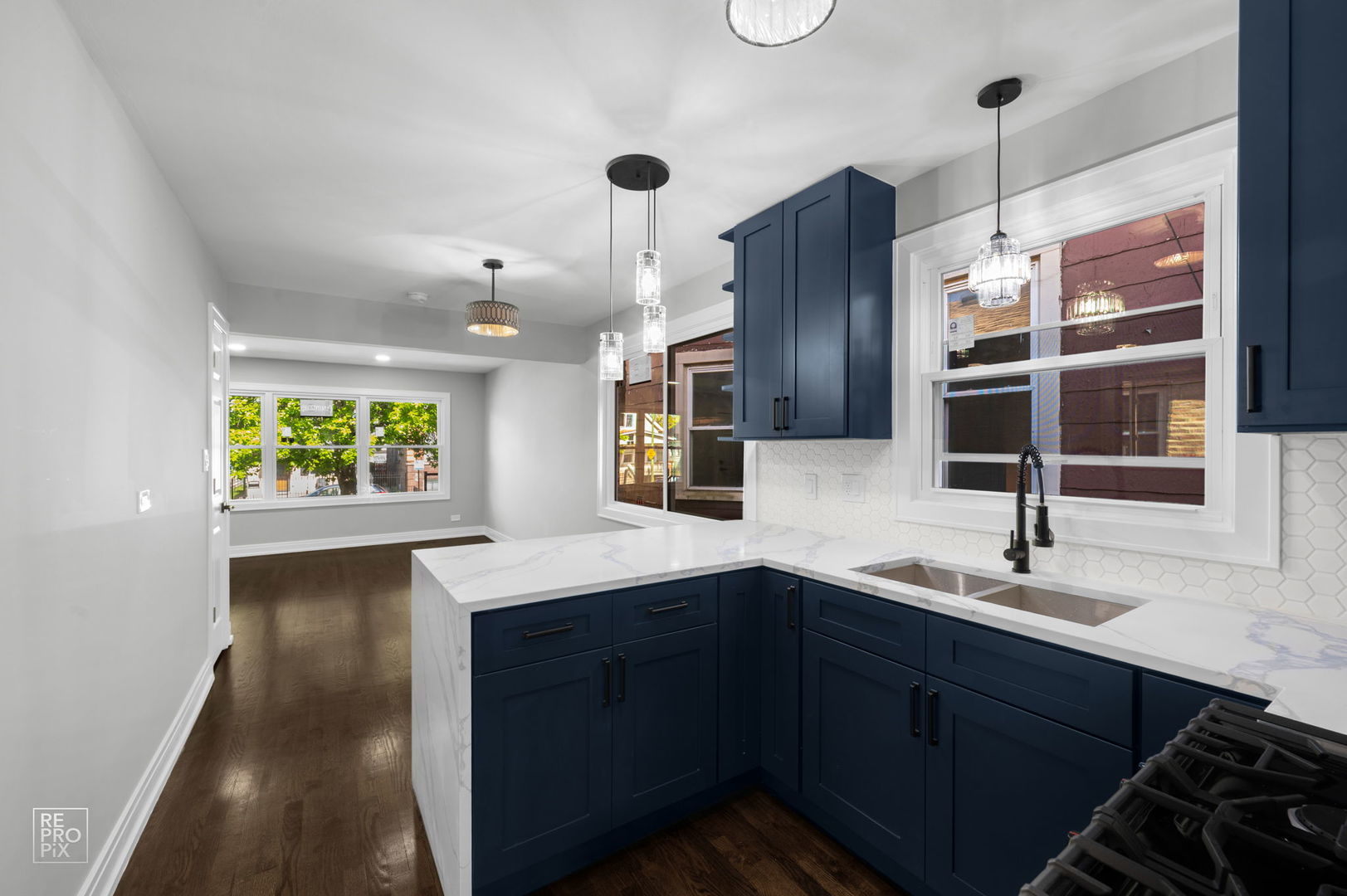 6554 S Laflin Street, Chicago, IL 60636