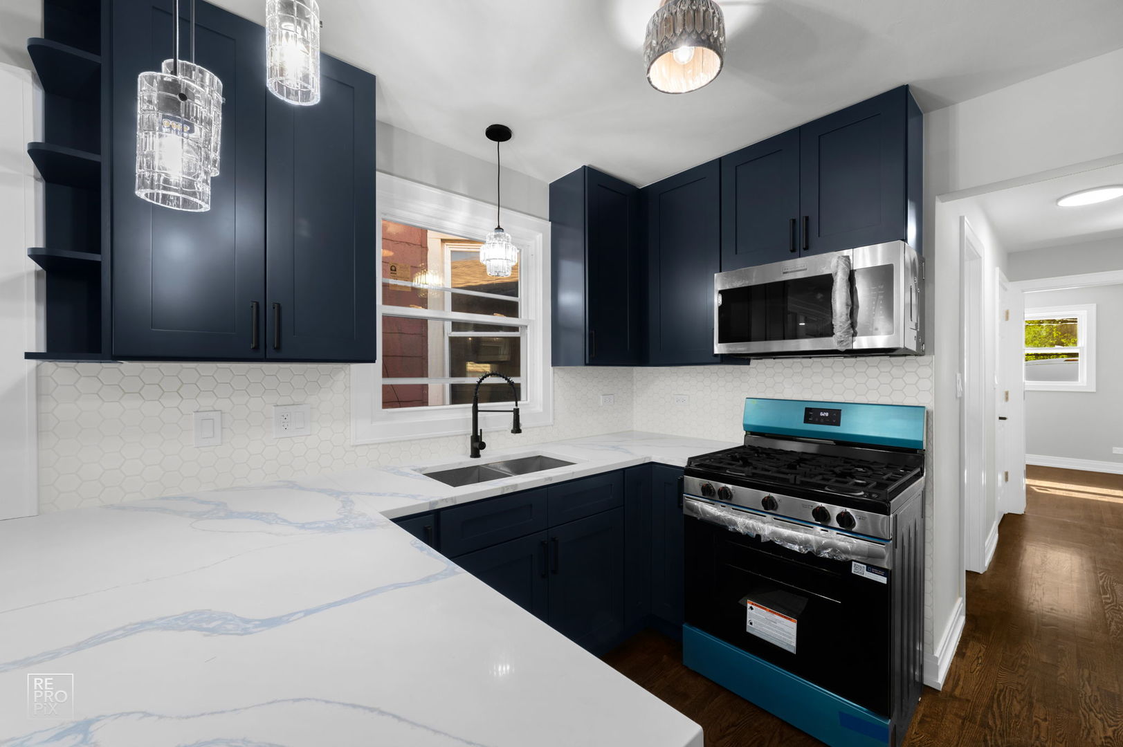 6554 S Laflin Street, Chicago, IL 60636