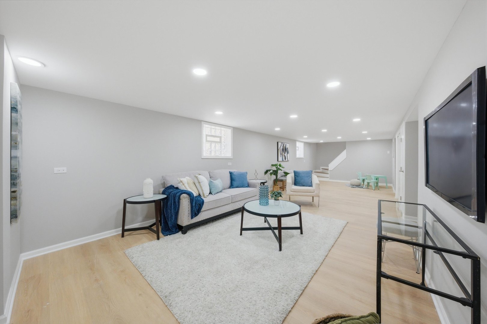 6437 S Kedvale Avenue, Chicago, IL 60629