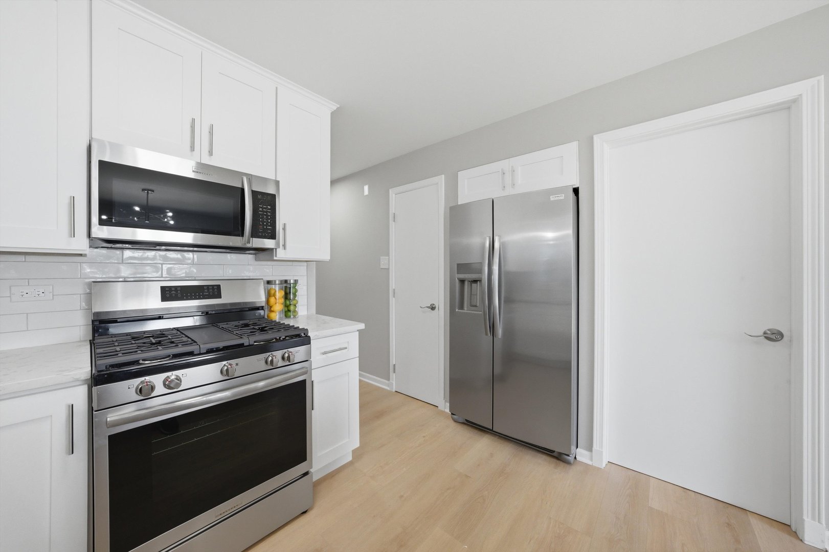 6437 S Kedvale Avenue, Chicago, IL 60629