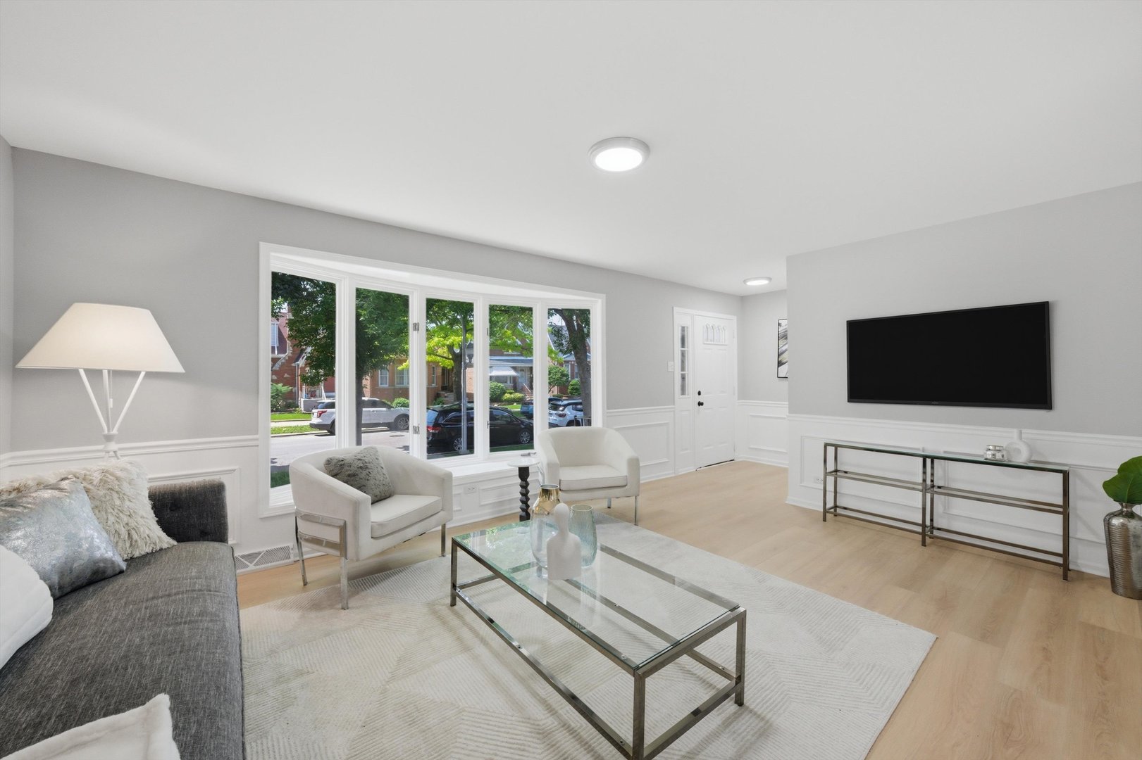 6437 S Kedvale Avenue, Chicago, IL 60629