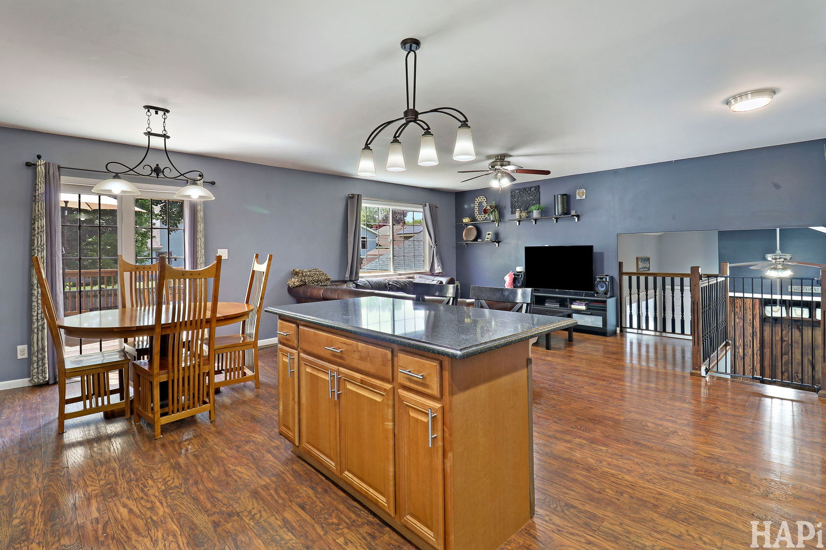 3615 W Drake Court, McHenry, IL 60050