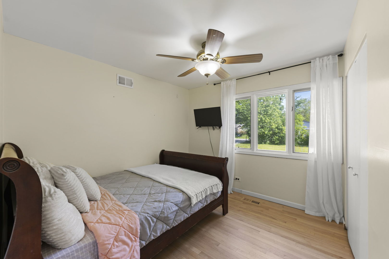 1241 Norfolk Avenue, Crete, IL 60417