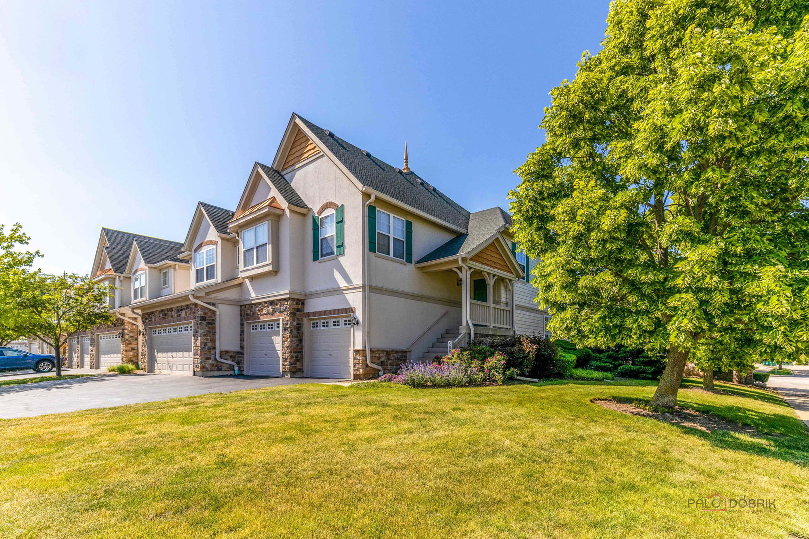 378 BAY TREE Circle, Vernon Hills, IL 60061