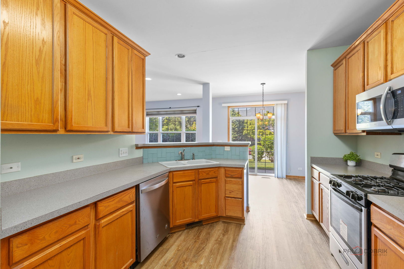 378 BAY TREE Circle, Vernon Hills, IL 60061