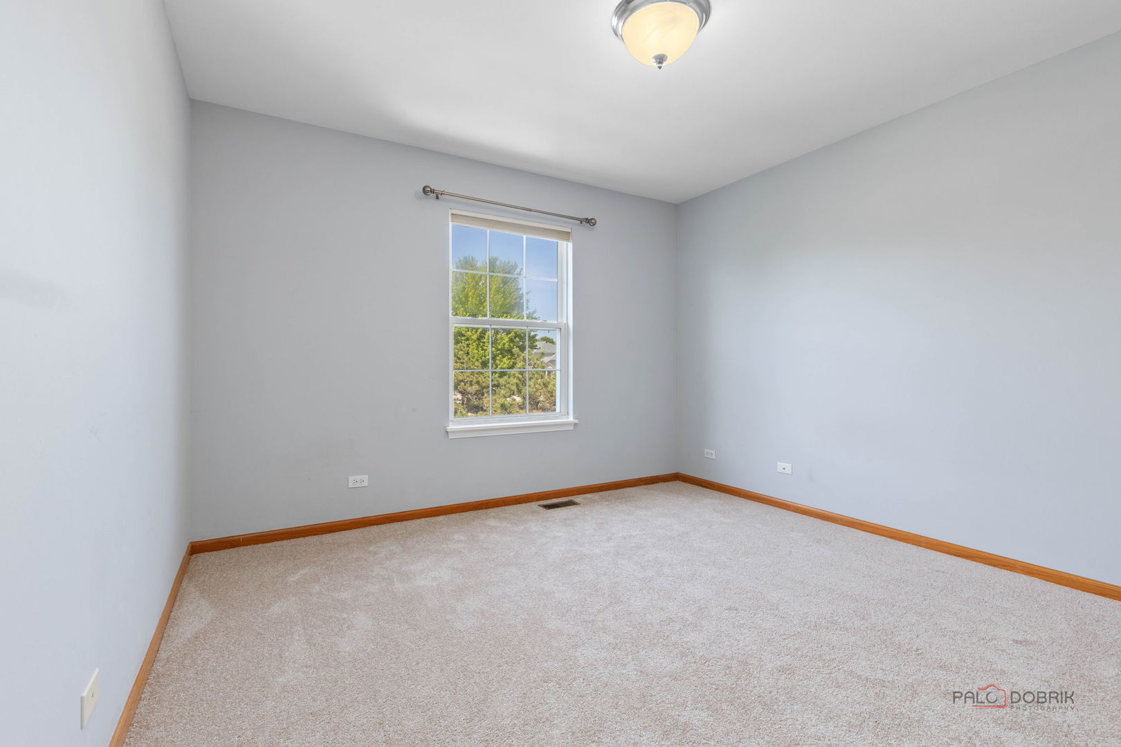 378 BAY TREE Circle, Vernon Hills, IL 60061