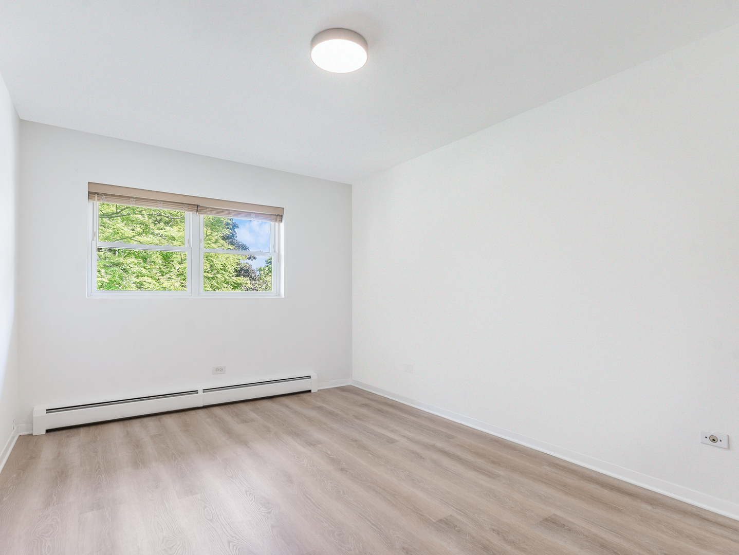 415 S Maple Avenue #603, Oak Park, IL 60302