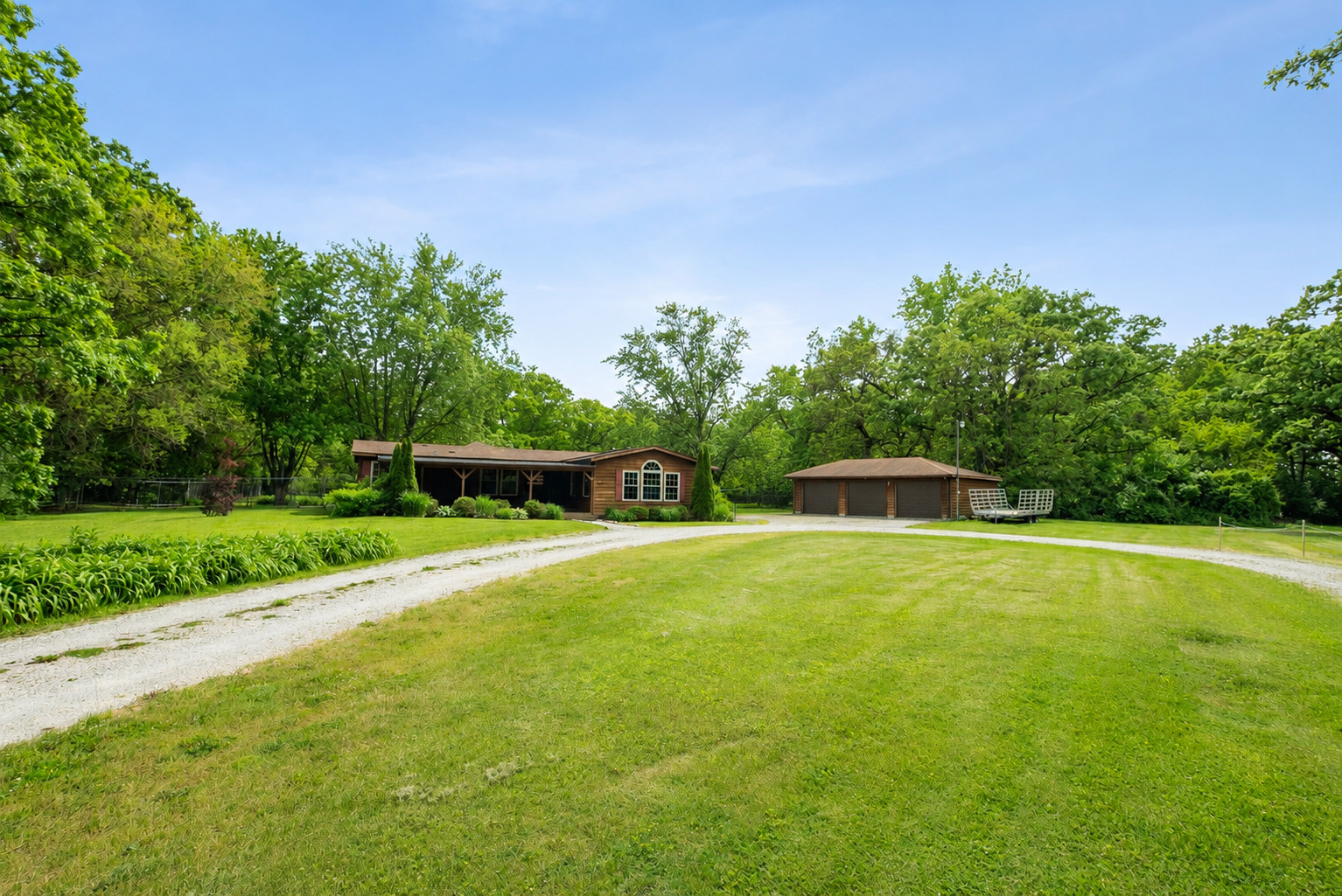 1801 Richton Road, Steger, IL 60475