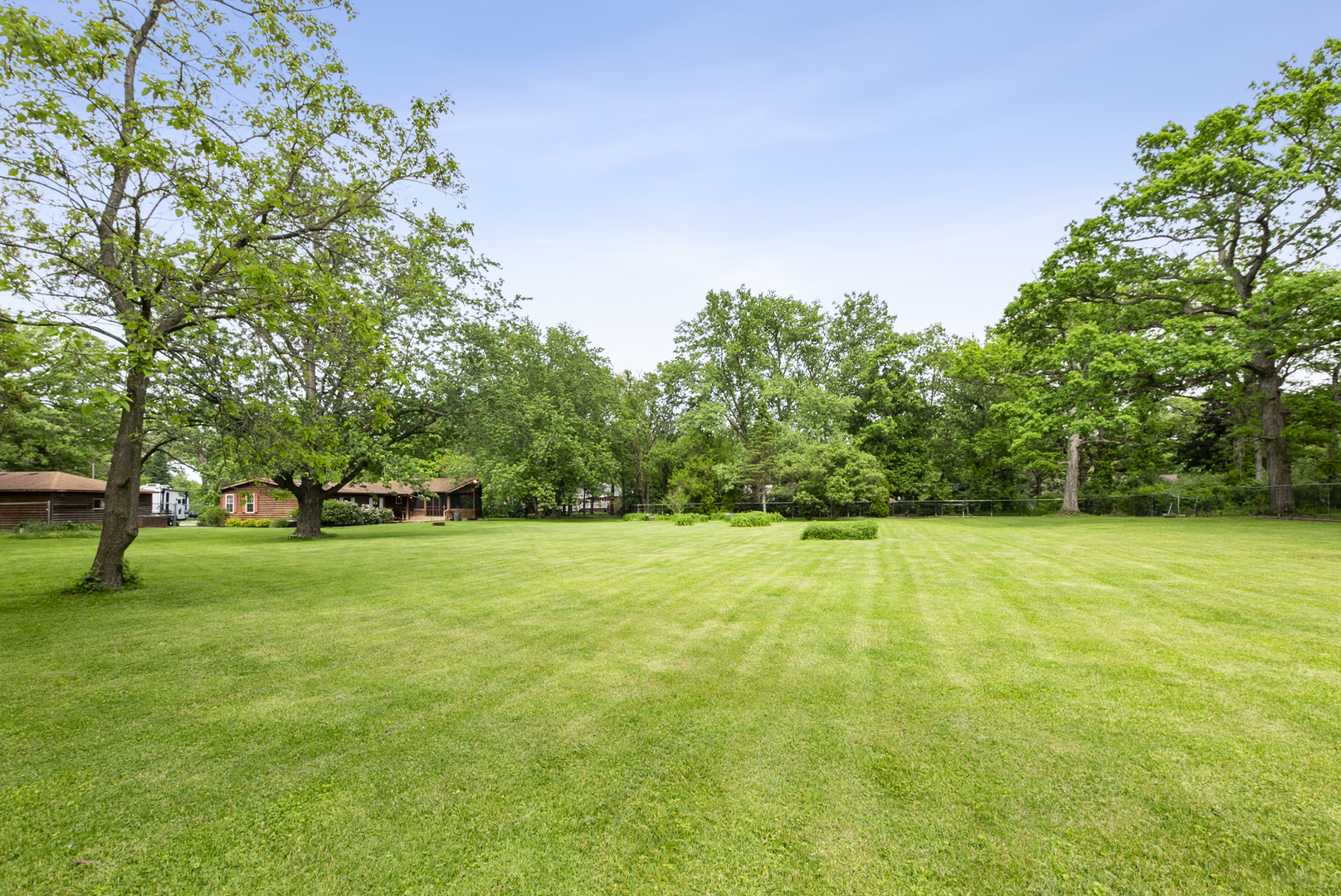 1801 Richton Road, Steger, IL 60475