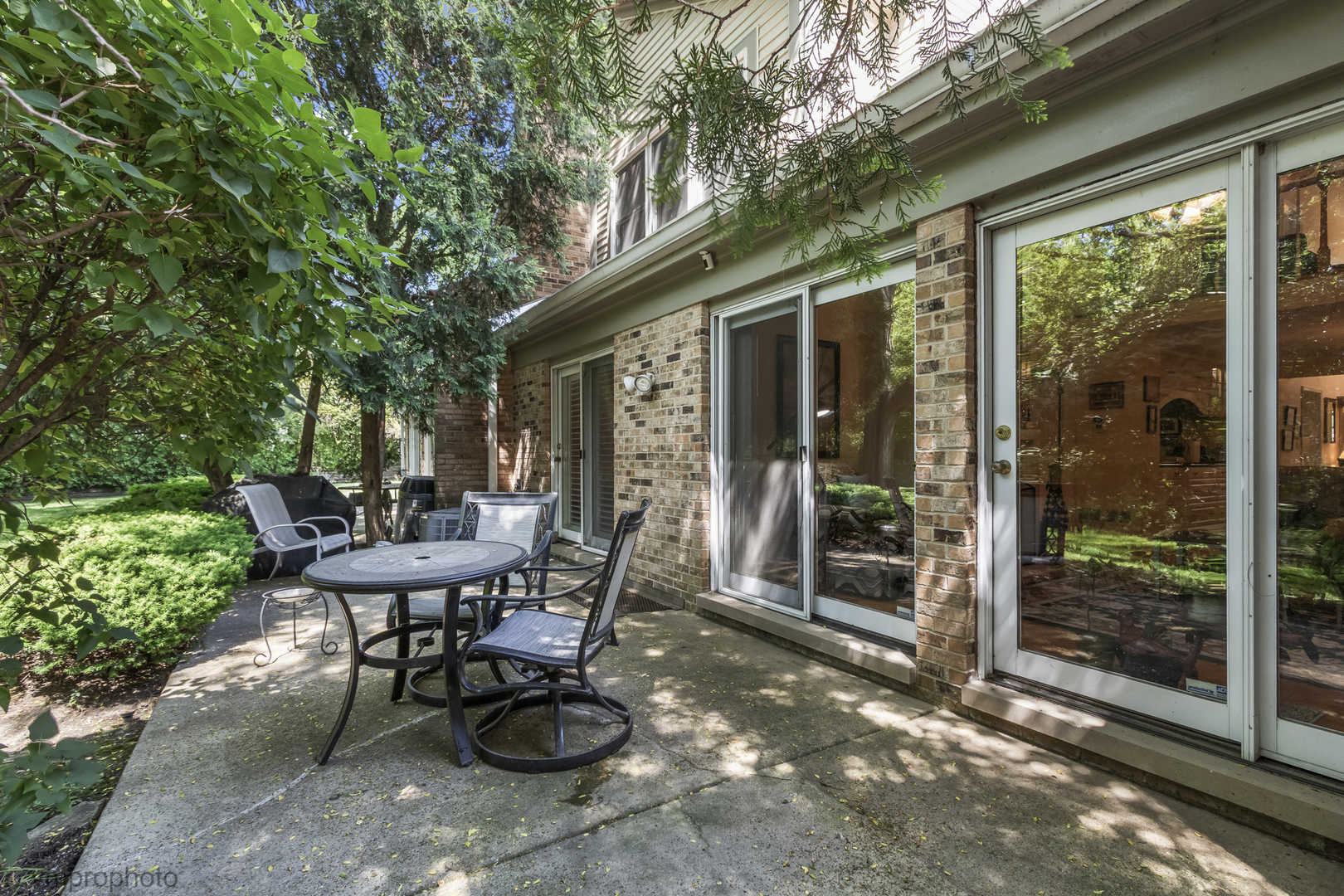 1916 W Ashbury Lane #A, Inverness, IL 60067