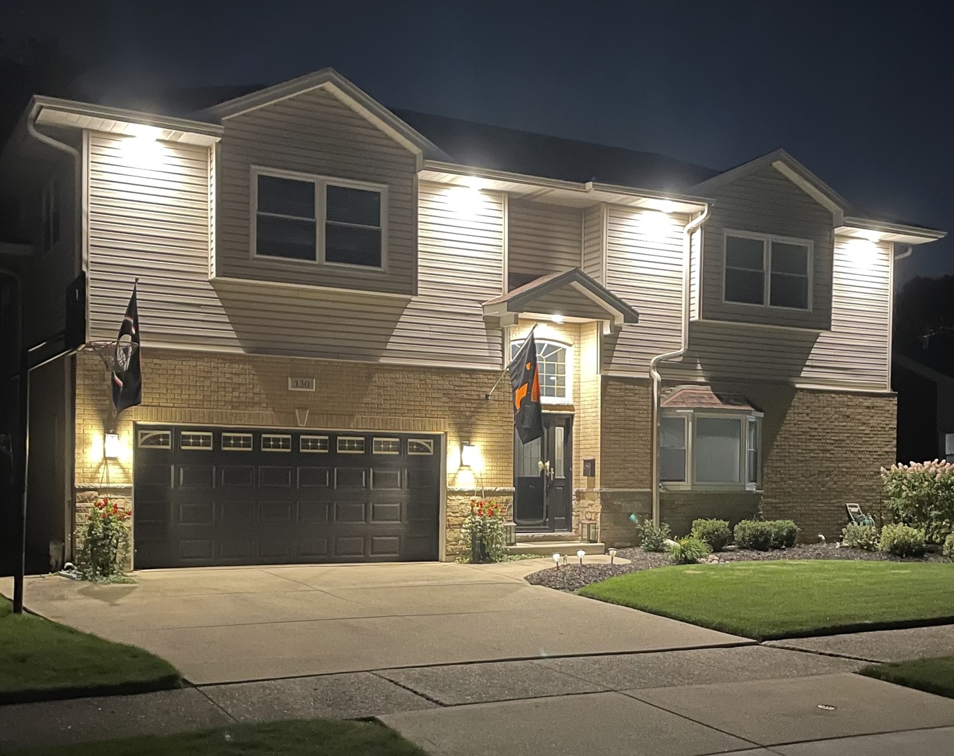 130 S Elm Tree Lane, Elmhurst, IL 60126