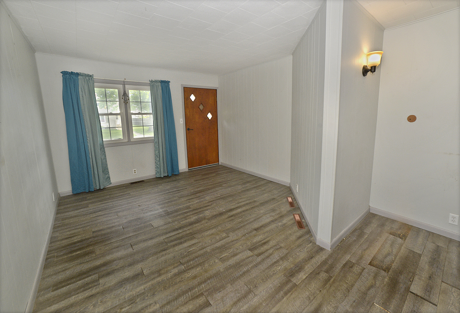 1105 W Lafayette Street, Ottawa, IL 61350