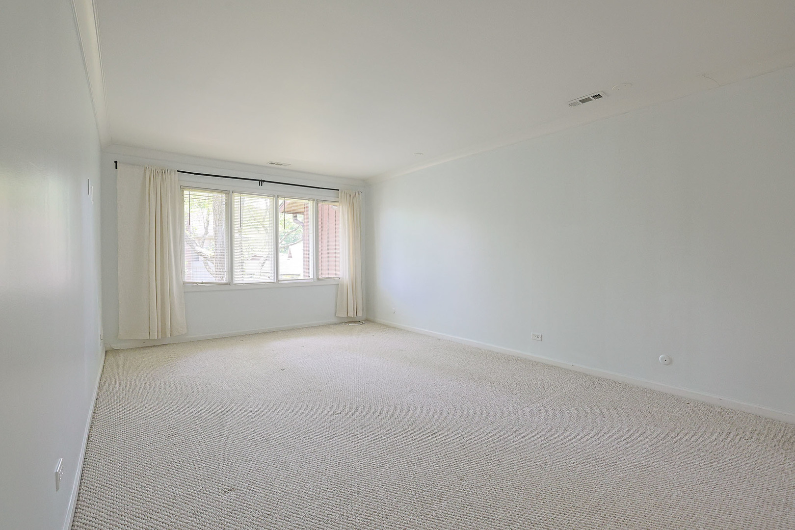 3101 Toulon Drive #B2, Northbrook, IL 60062