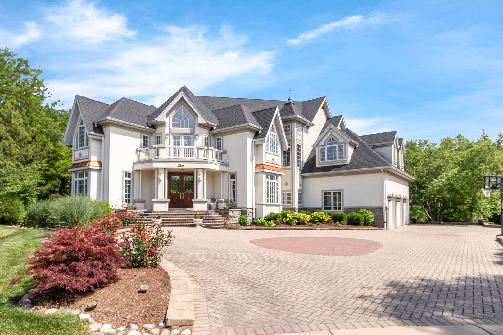 Burr Ridge, IL 60527