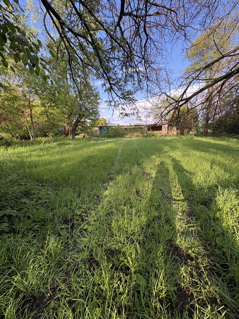 13523 S Sawyer Avenue, Robbins, IL 60472