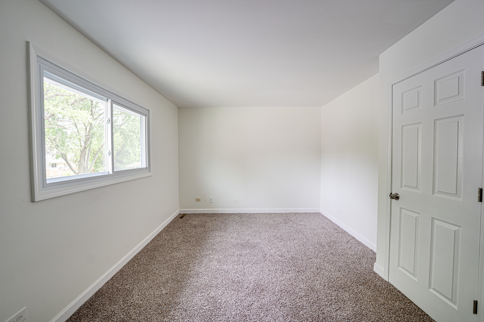 4433 Normandy Drive, Lisle, IL 60532