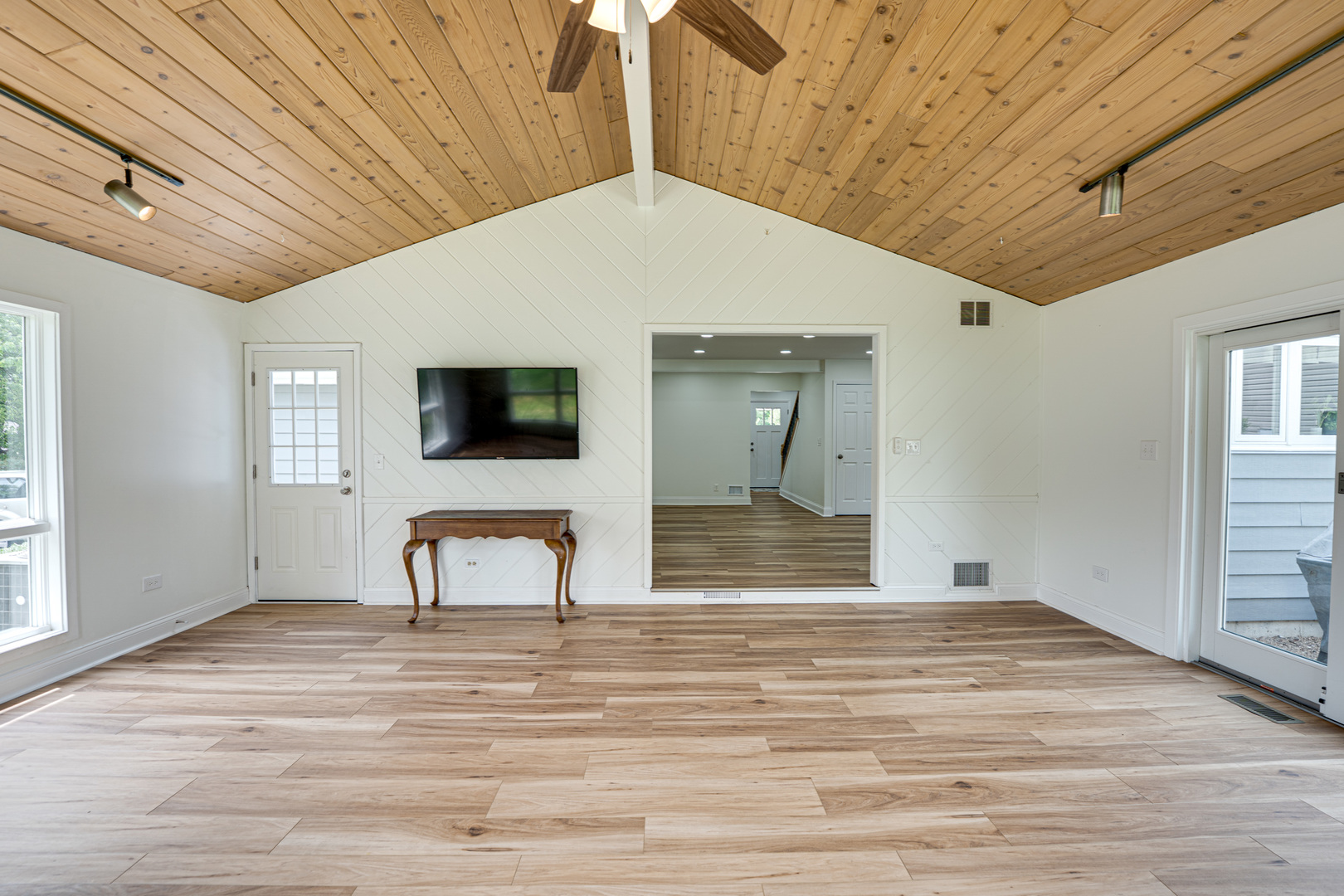 4433 Normandy Drive, Lisle, IL 60532