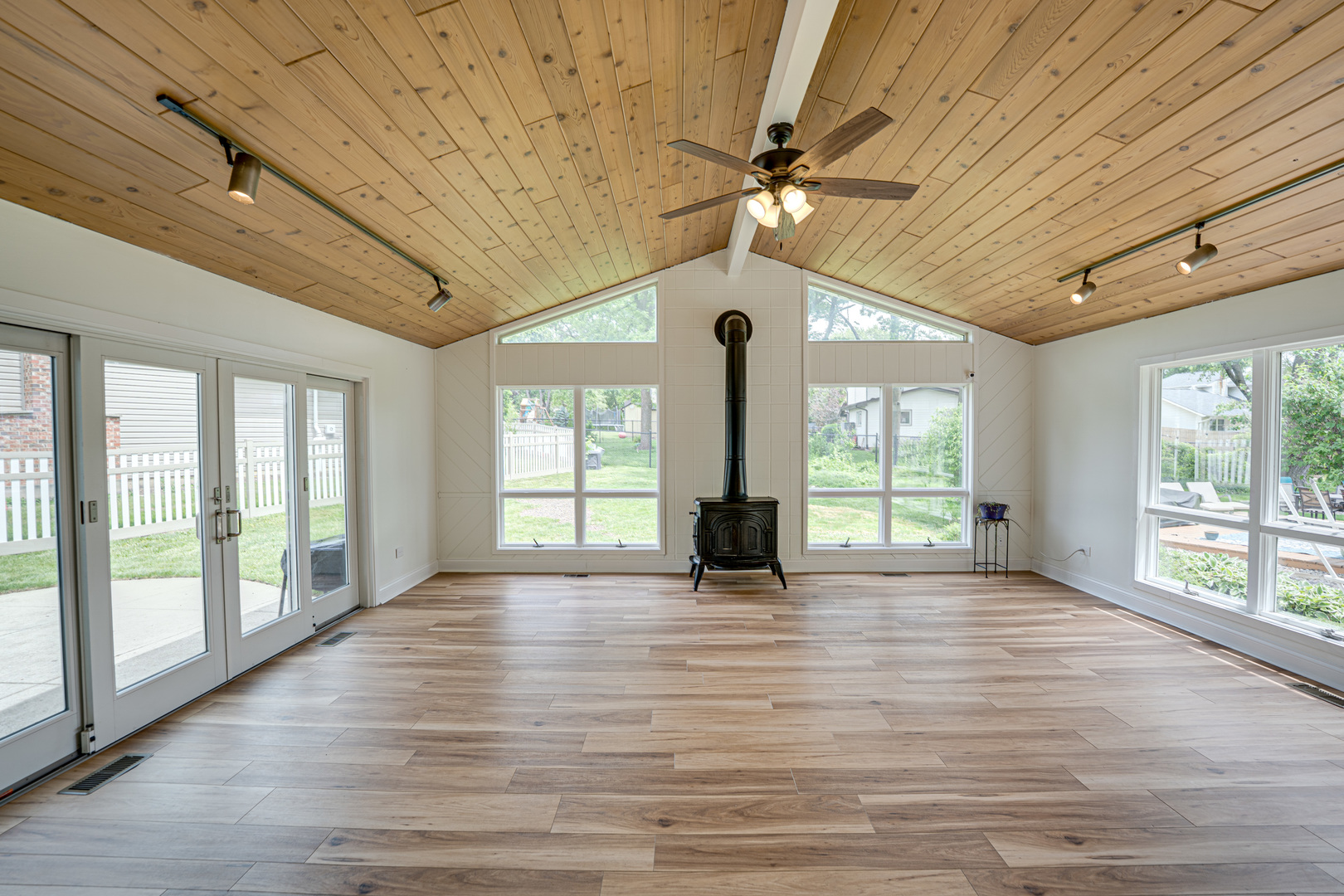 4433 Normandy Drive, Lisle, IL 60532