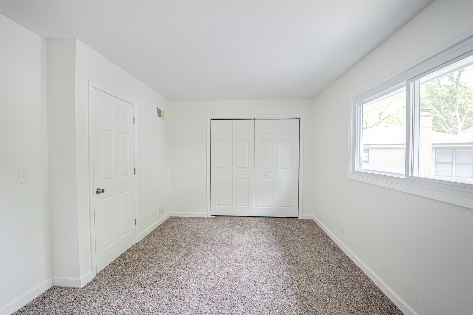 4433 Normandy Drive, Lisle, IL 60532
