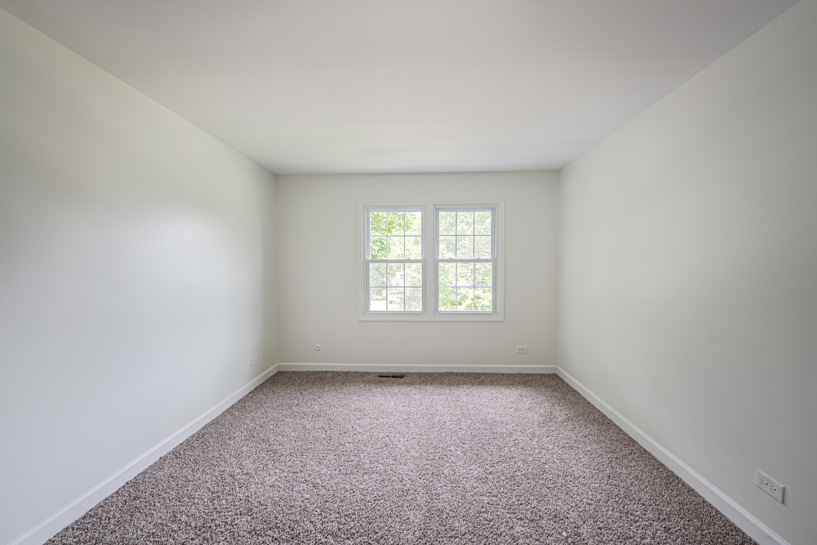 4433 Normandy Drive, Lisle, IL 60532
