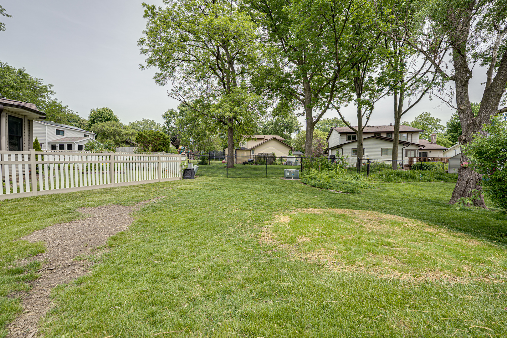 4433 Normandy Drive, Lisle, IL 60532