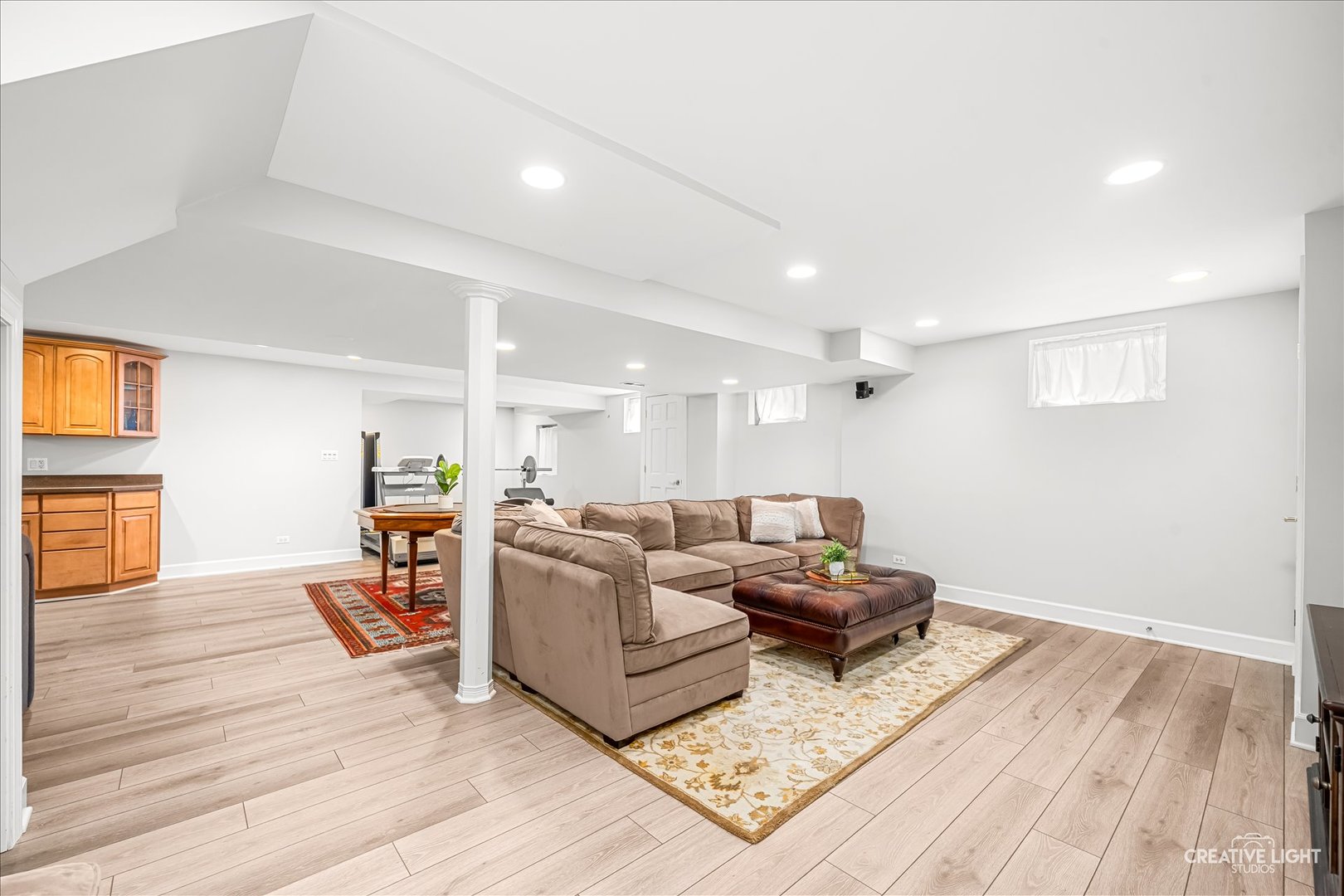 466 Stagecoach Run, Glen Ellyn, IL 60137