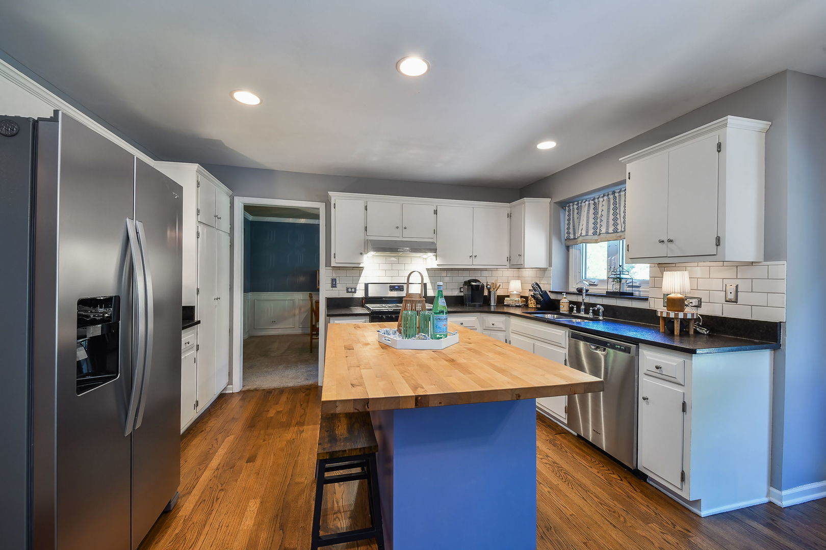 496 Waubonsee Circle, Oswego, IL 60543