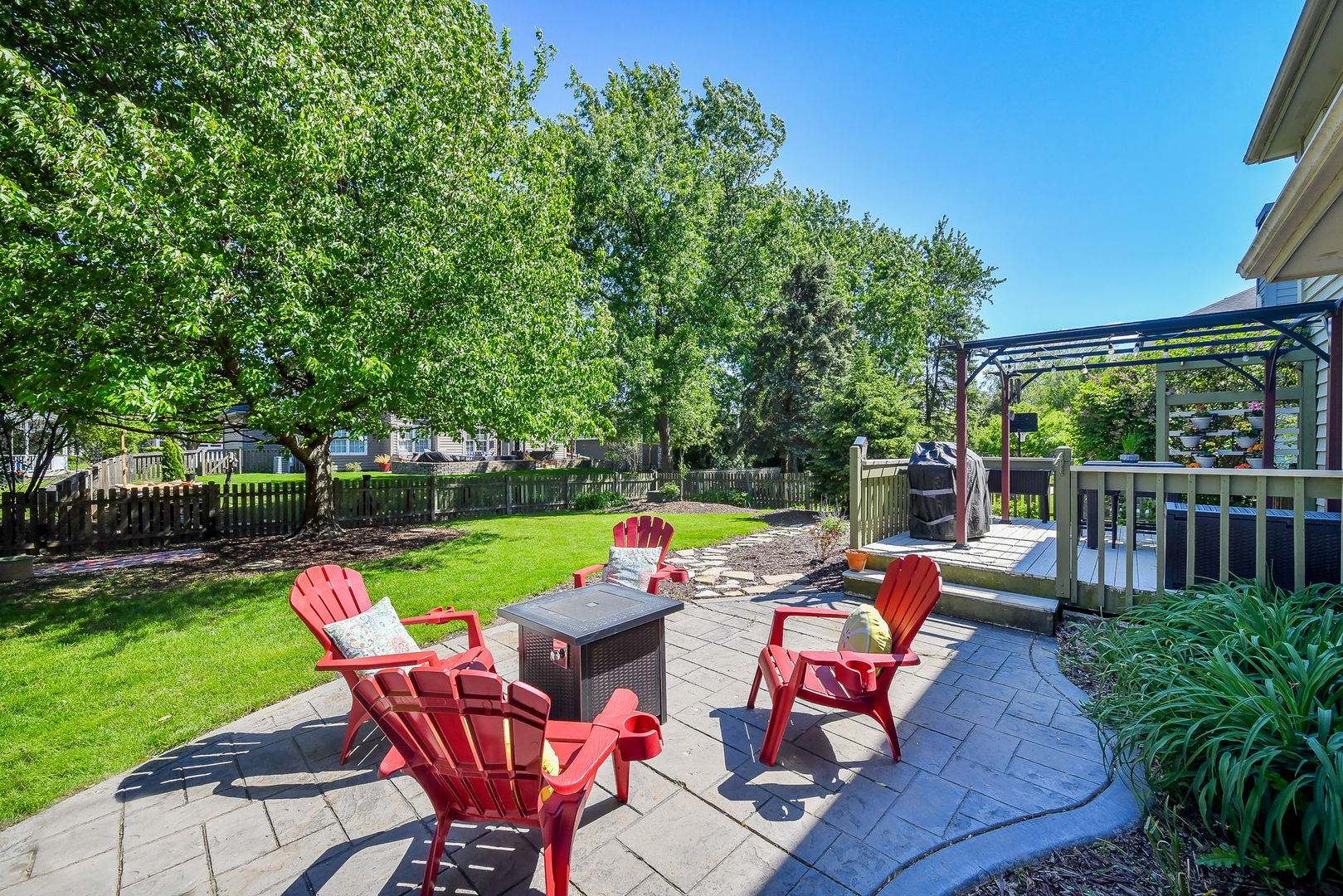 496 Waubonsee Circle, Oswego, IL 60543