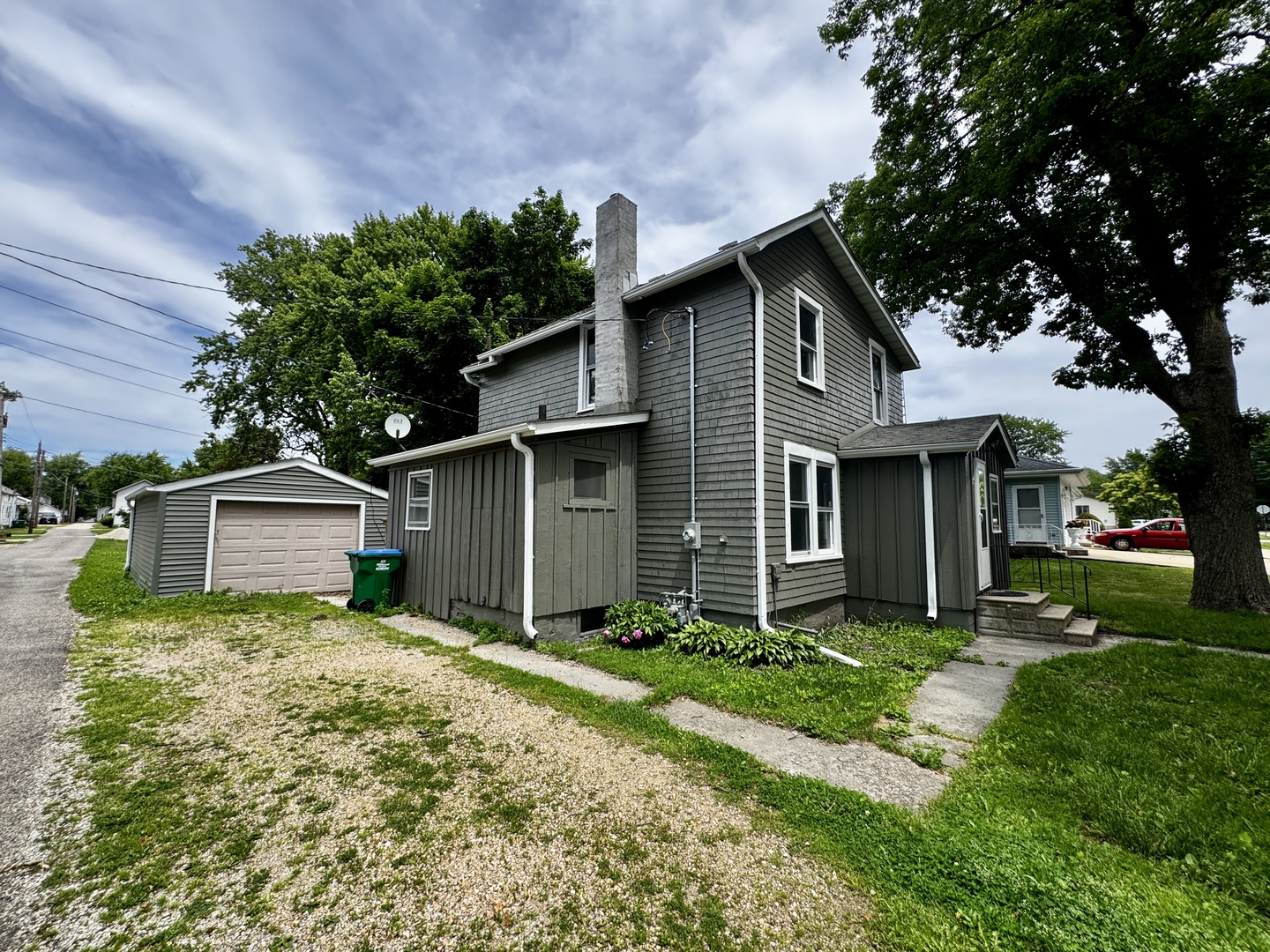 404 4th Street, Mendota, IL 61342