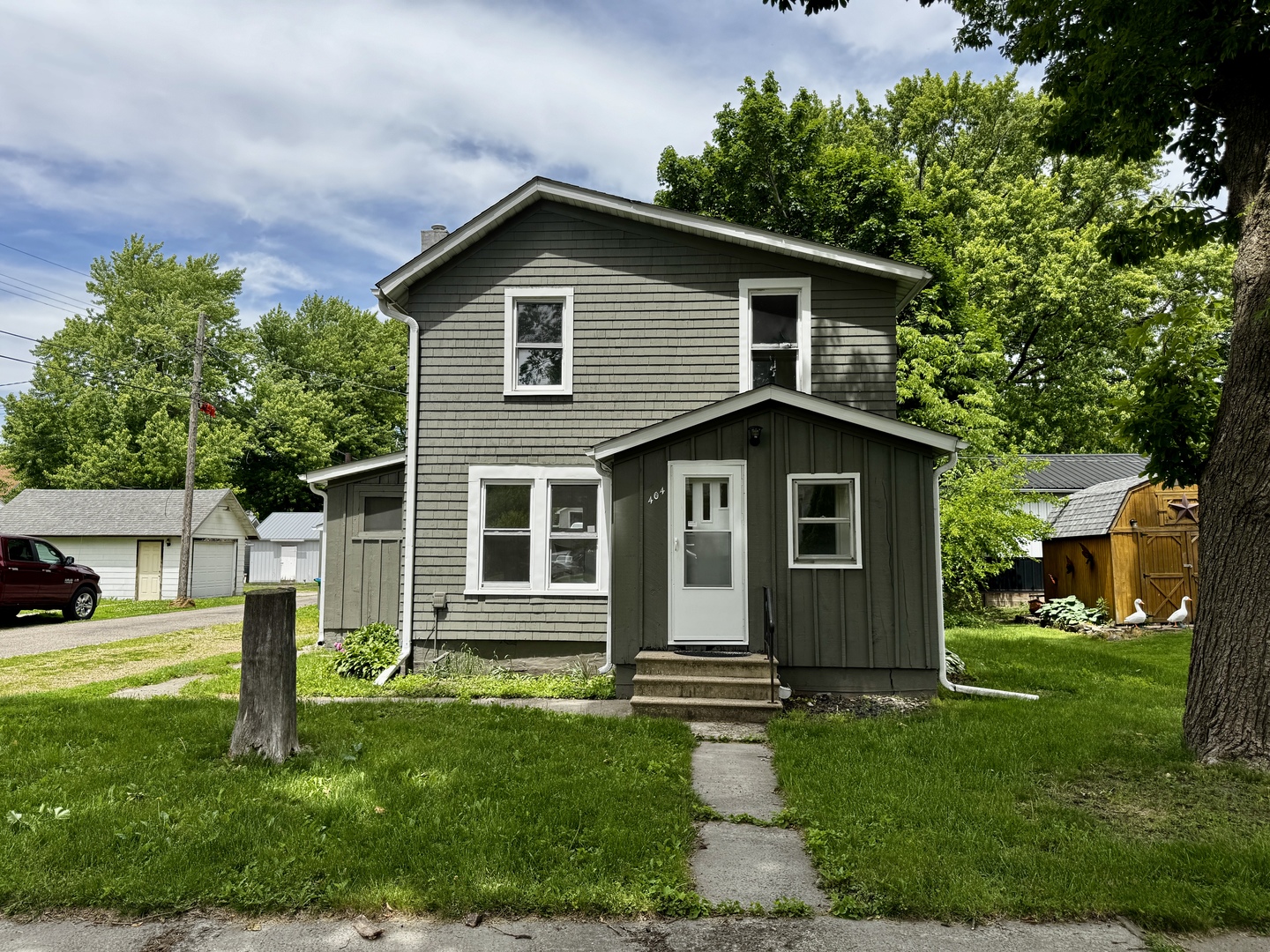 404 4th Street, Mendota, IL 61342