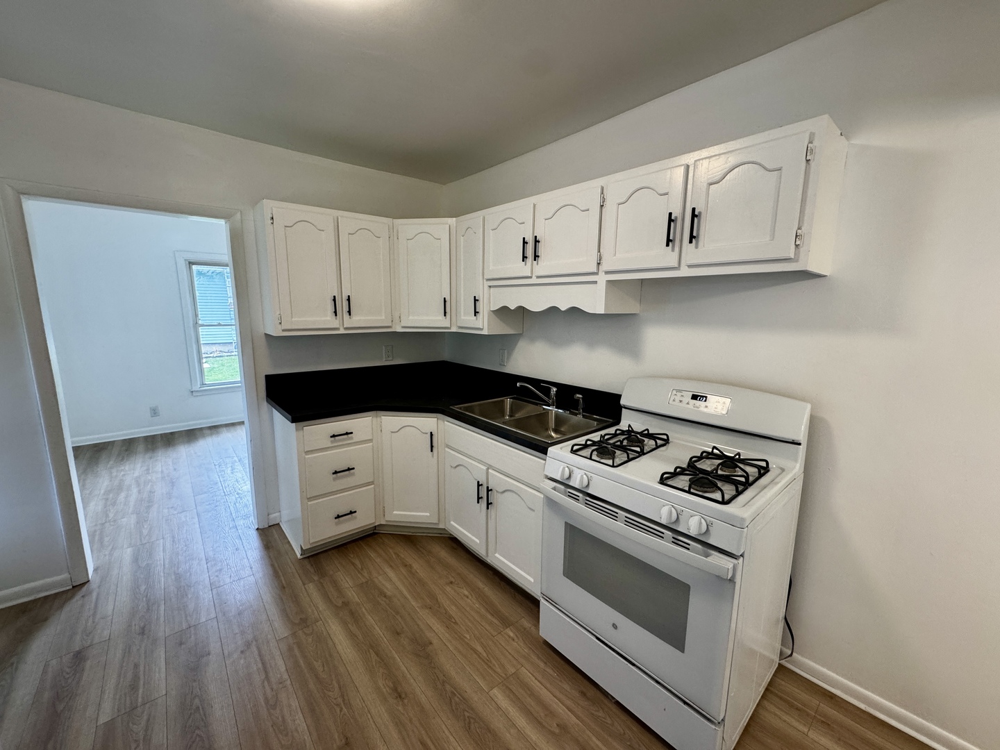 404 4th Street, Mendota, IL 61342