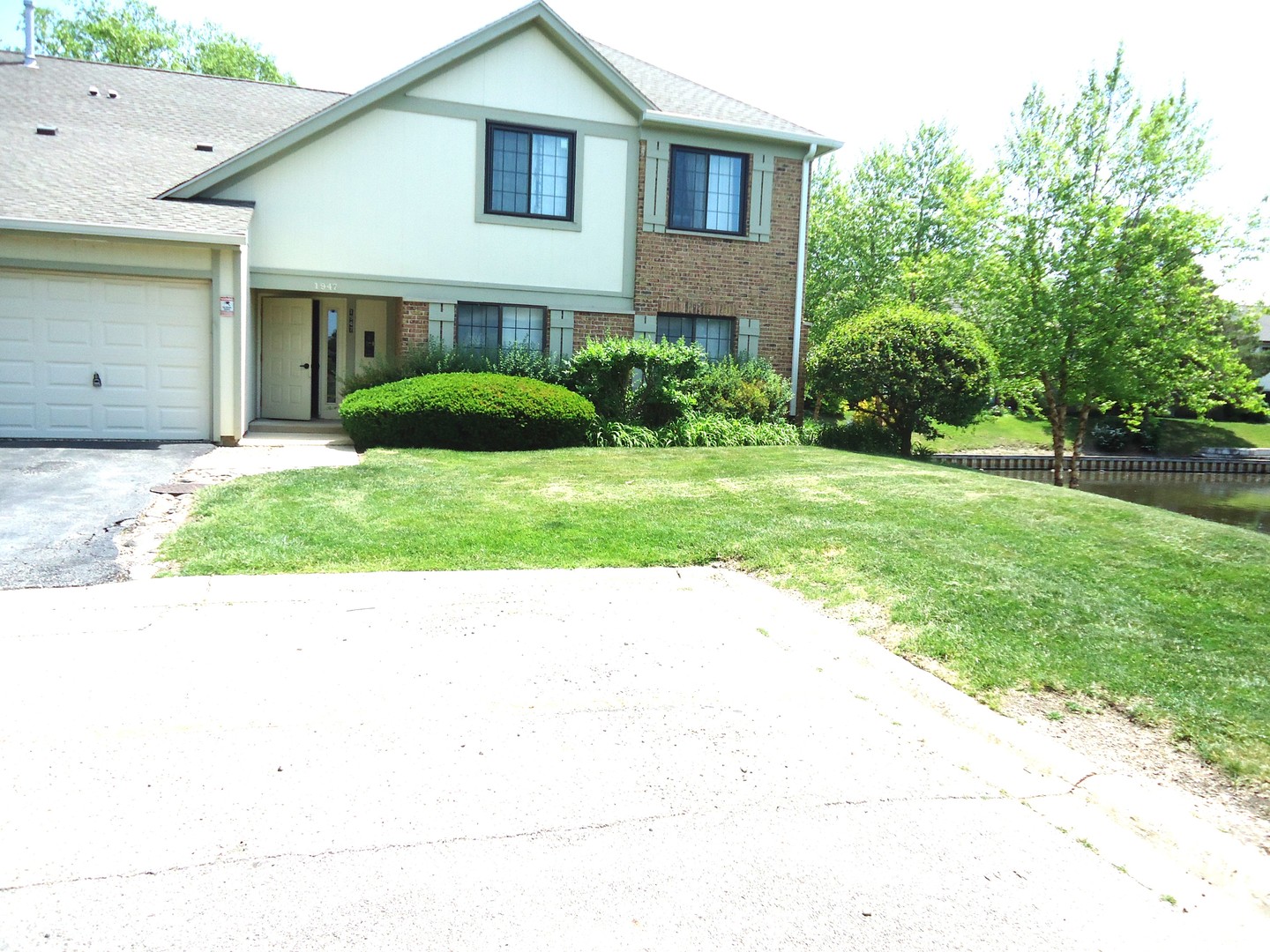 1947 N Brice Court #2, Palatine, IL 60074