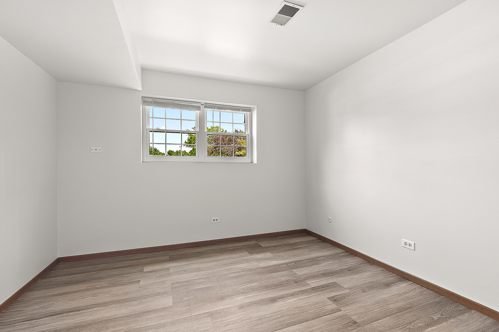 19911 W EDINBURGH Lane, Frankfort, IL 60423