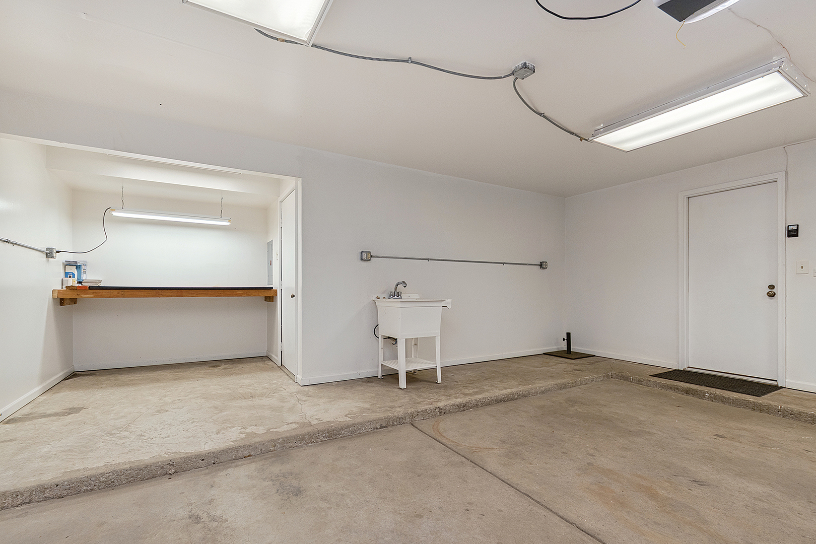 19911 W EDINBURGH Lane, Frankfort, IL 60423