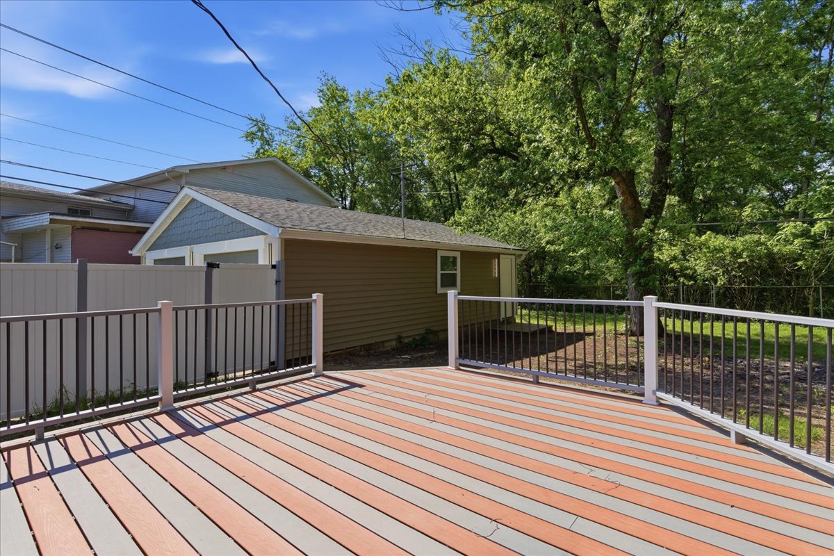 7468 E Parr Street, Sun River Terrace, IL 60964