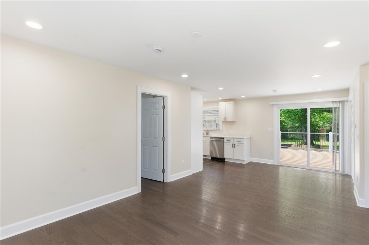 7468 E Parr Street, Sun River Terrace, IL 60964