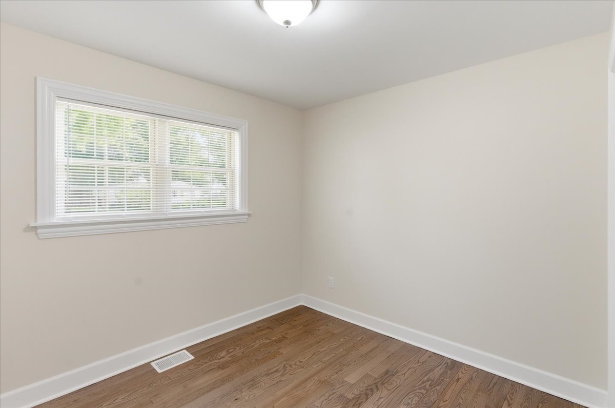 7468 E Parr Street, Sun River Terrace, IL 60964