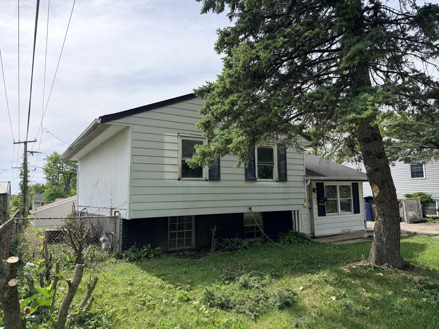 22250 Brookwood Drive, Sauk Village, IL 60411