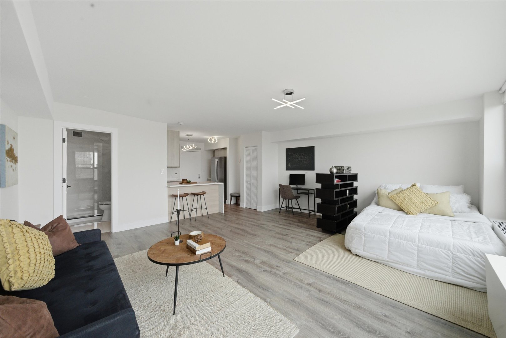 3600 N Lake Shore Drive #1816, Chicago, IL 60613
