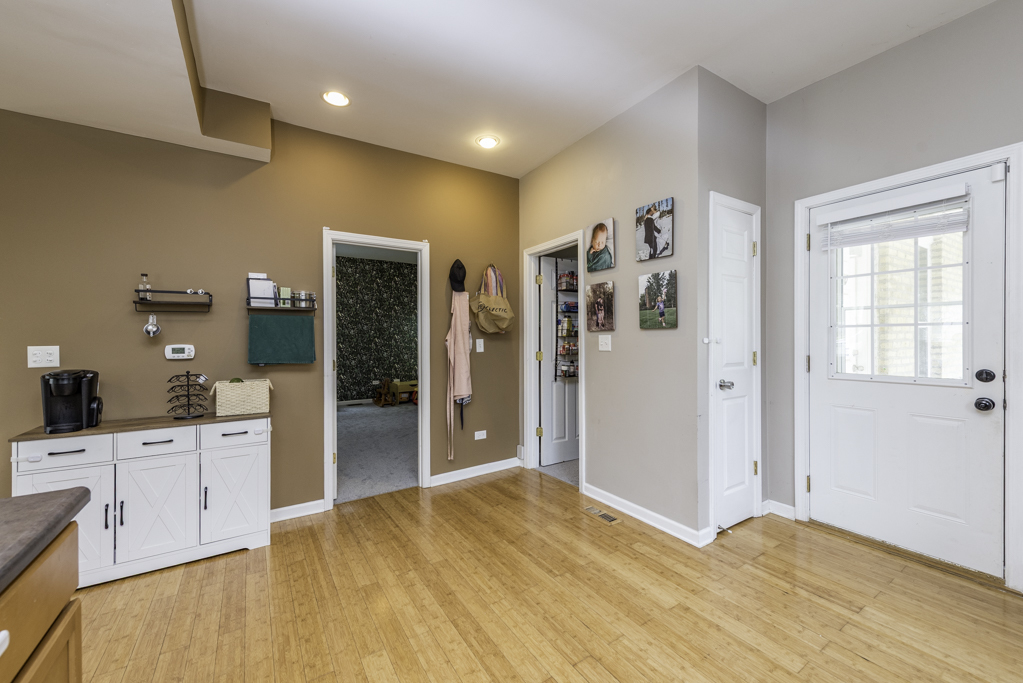 2607 Gideon Avenue, Zion, IL 60099