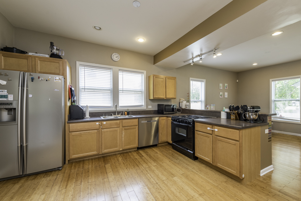 2607 Gideon Avenue, Zion, IL 60099