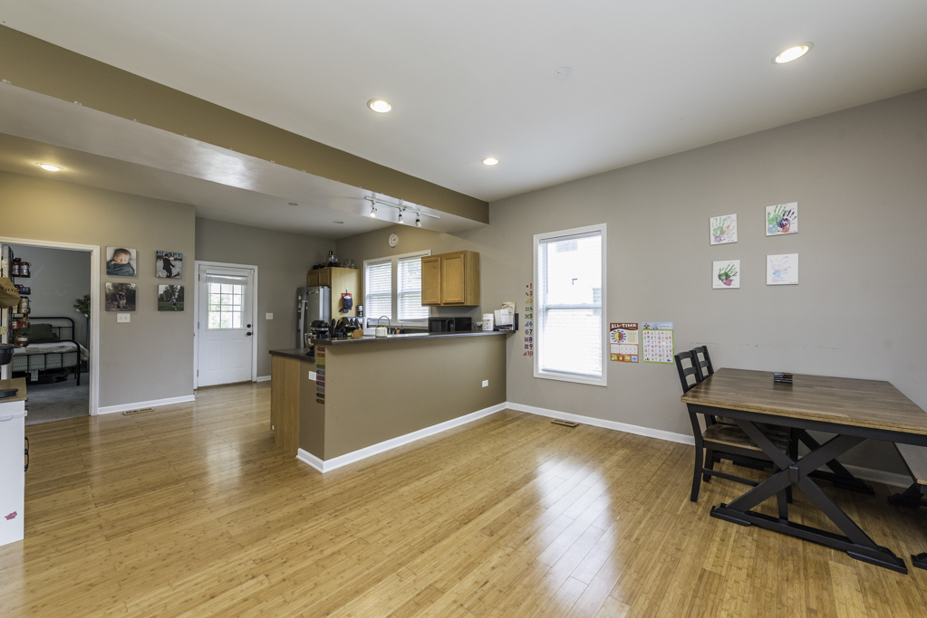 2607 Gideon Avenue, Zion, IL 60099