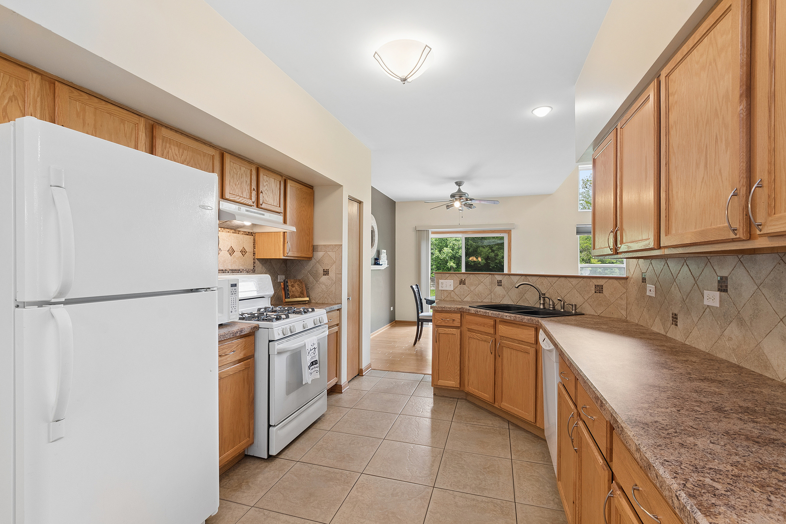 14908 W Victoria Crossing #14908, Lockport, IL 60441