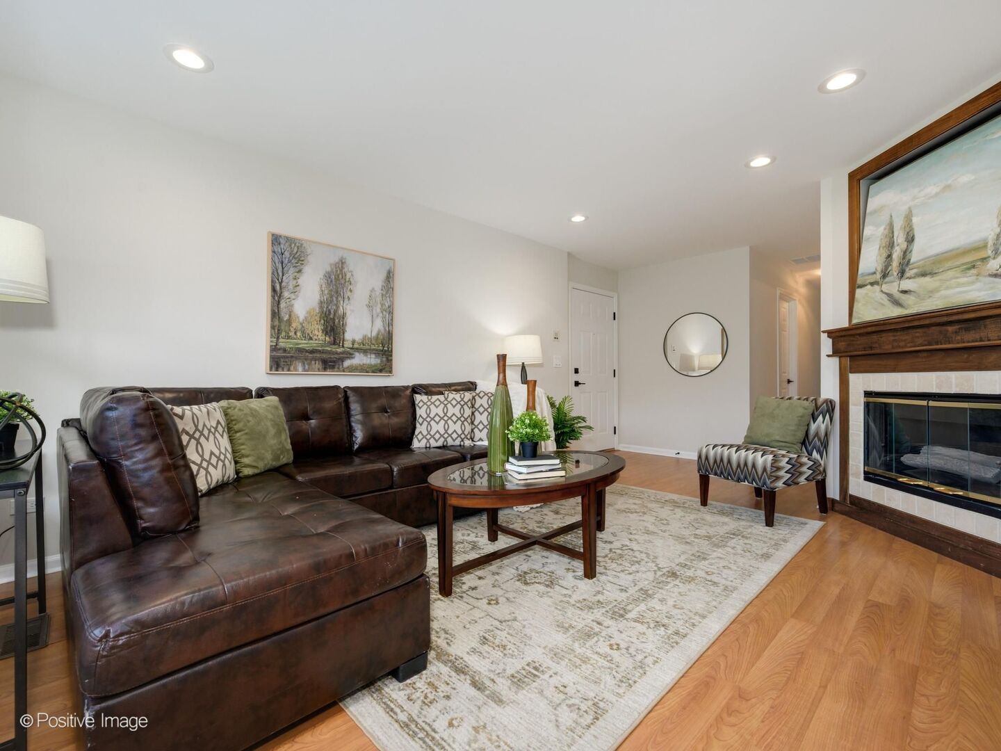 394 Woodview Circle #B, Elgin, IL 60120