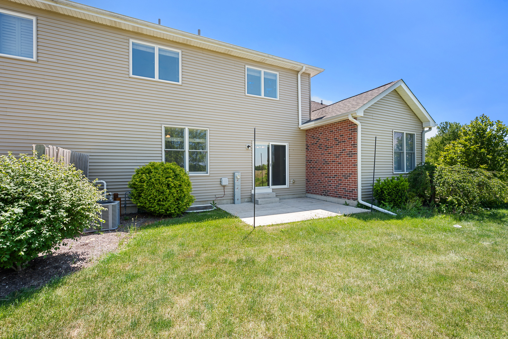 3705 Green Tree Lane, DeKalb, IL 60115