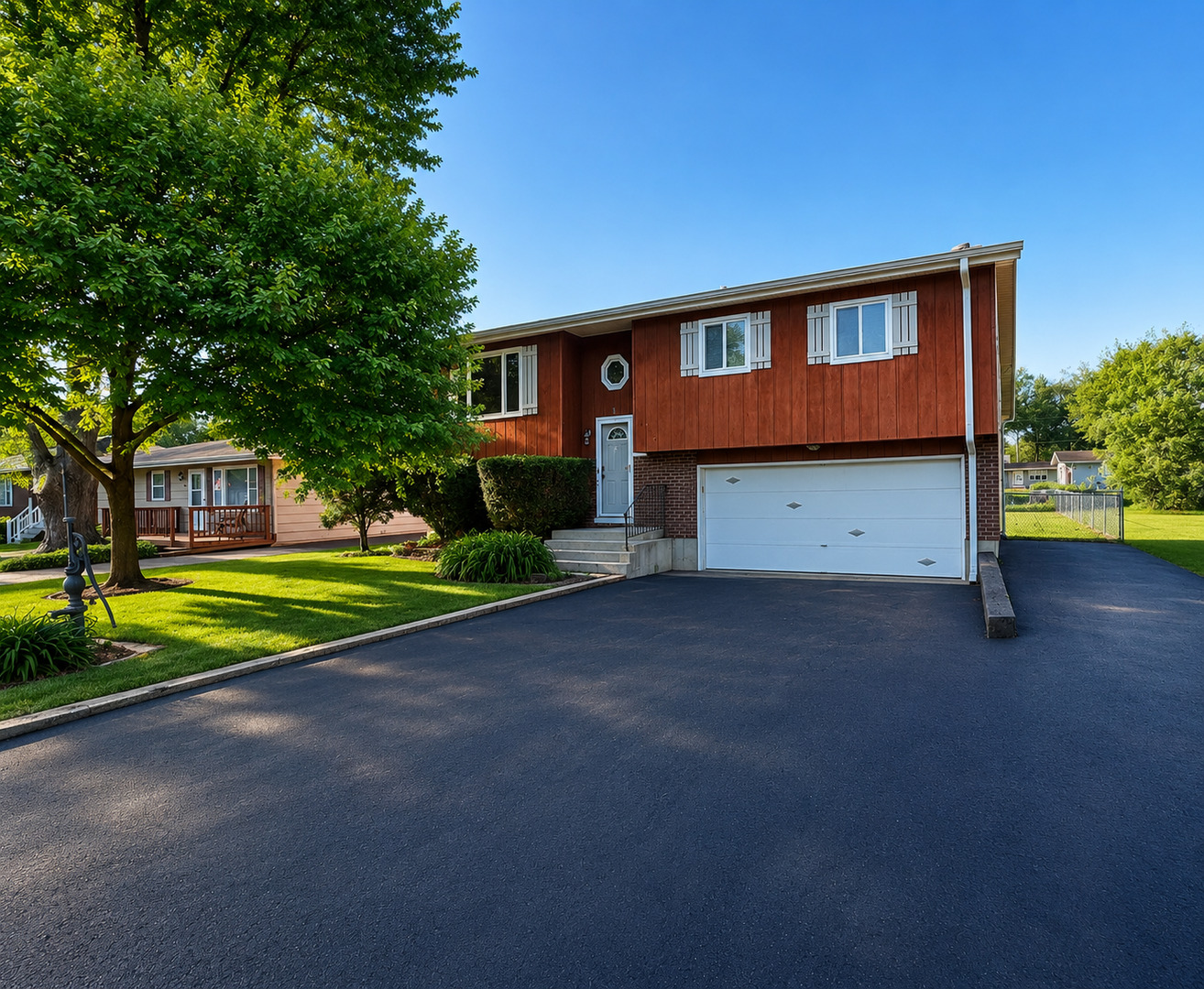4500 CLEARVIEW Drive, McHenry, IL 60050